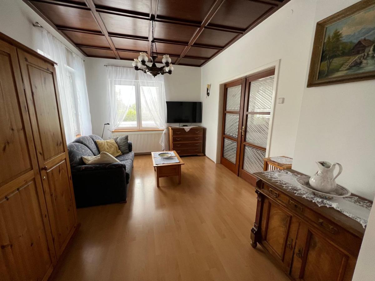 Apartmaji Iva 布莱德 外观 照片